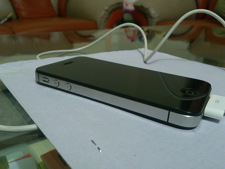 Apple Iphone 4s Price In Pakistan